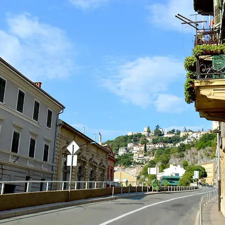 Apartment Lux Home Rijeka Exterior photo